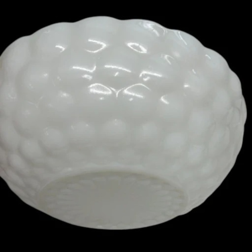 Anchor Hocking Fire King Round Scalloped White Milk Glass Bubble Bowl 8 1/2" EUC - Picture 2 of 4